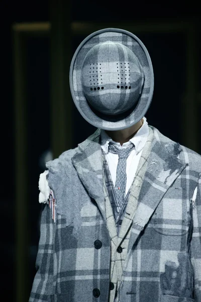 Look 80